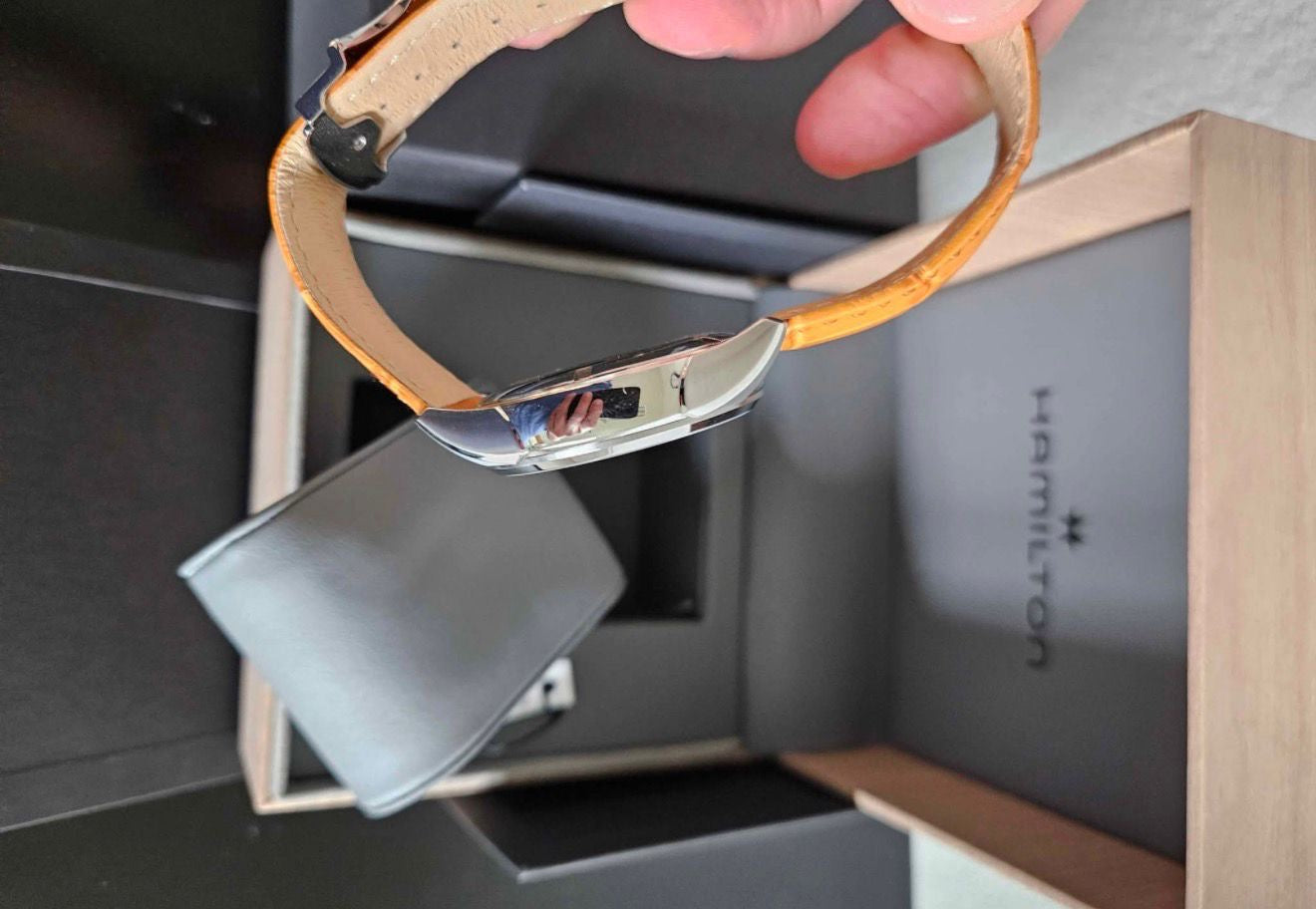 Hamilton Jazzmaster Automatic – Black Dial, Tan Leather Strap