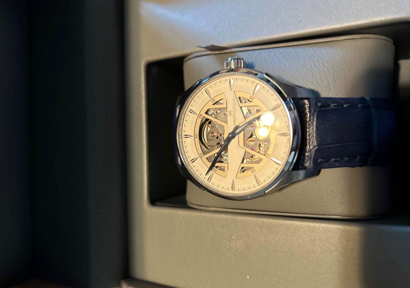 Hamilton Jazzmaster Skeleton – Silver Skeleton Dial, Blue Leather Strap