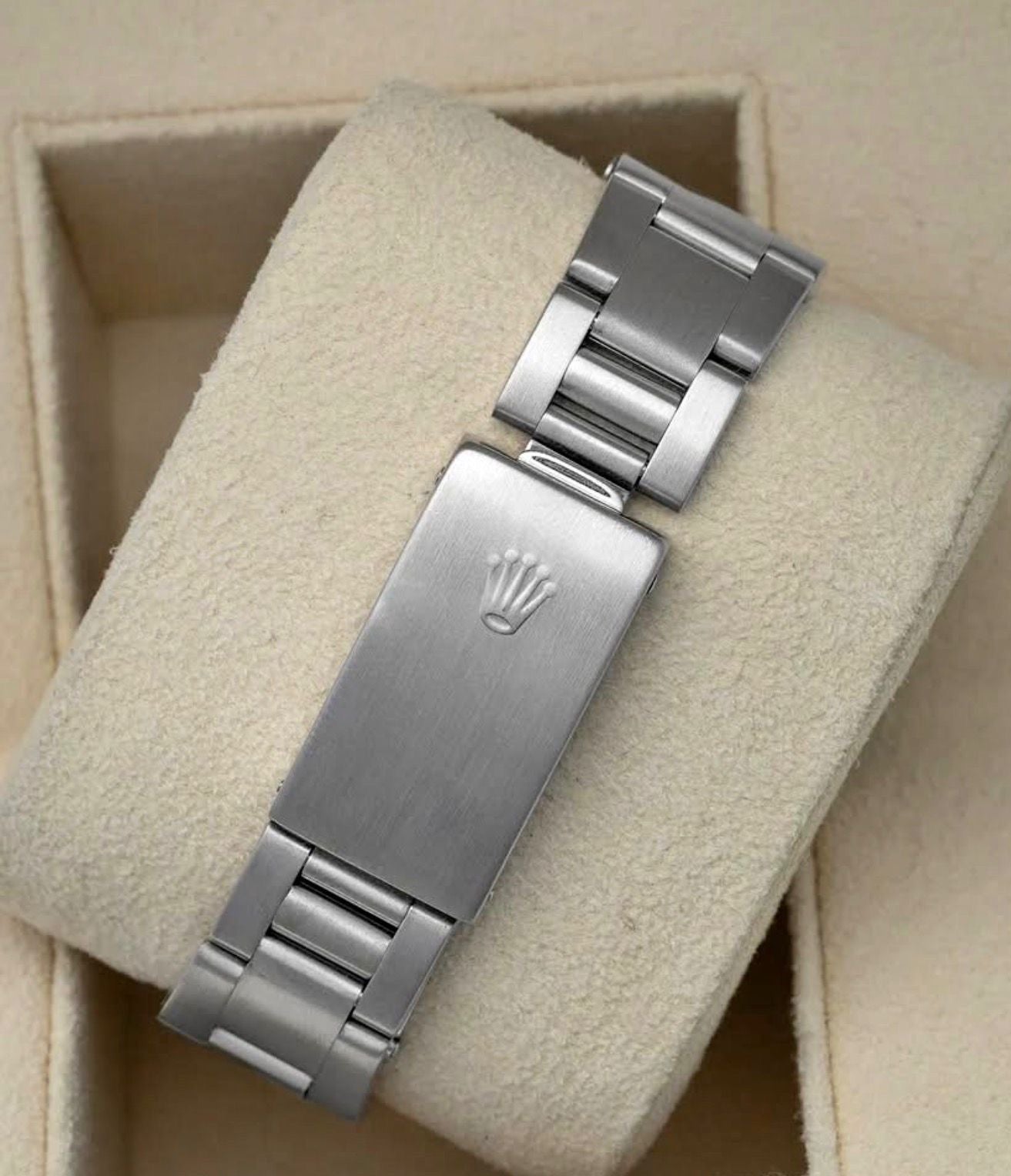 Rolex Datejust – Stainless Steel (Diamond Bezel & Diamond Dial) 16220