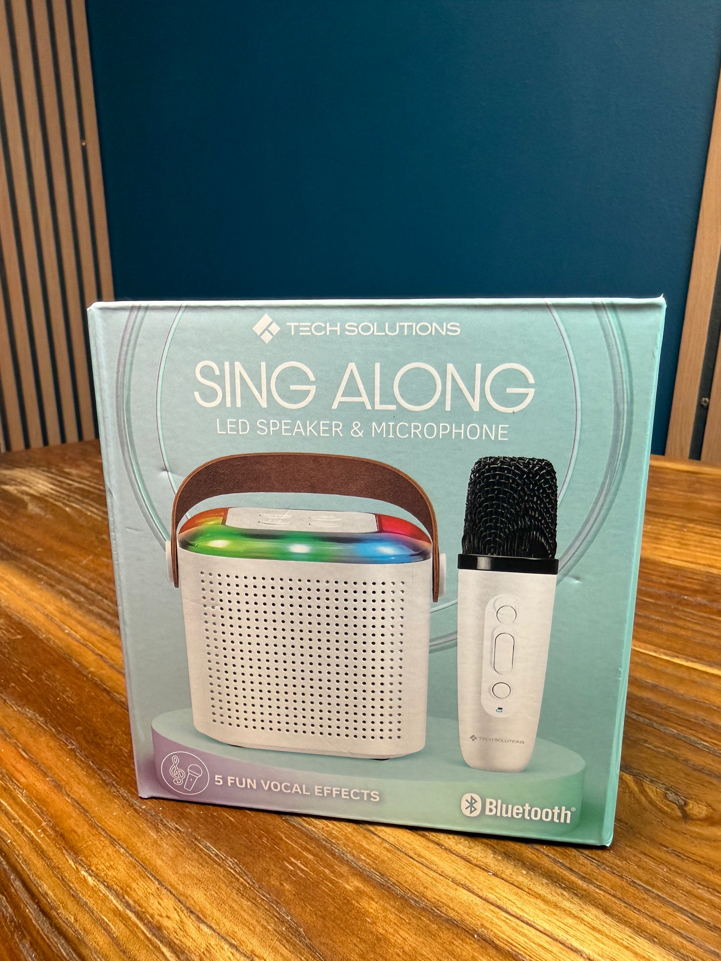 Sing Along – LED Speaker & Microphone Set